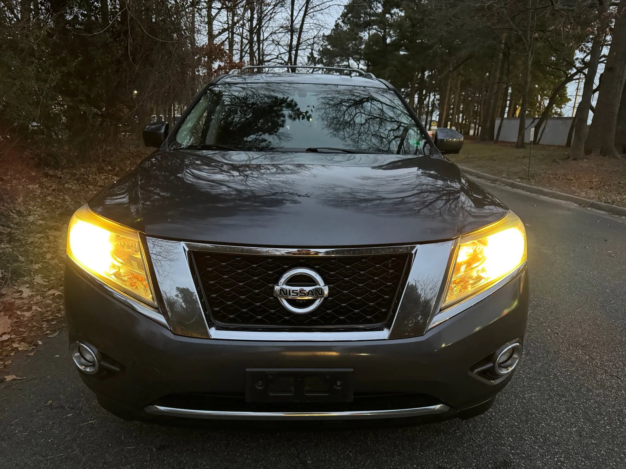 Used 2013 Nissan Pathfinder Platinum image 6