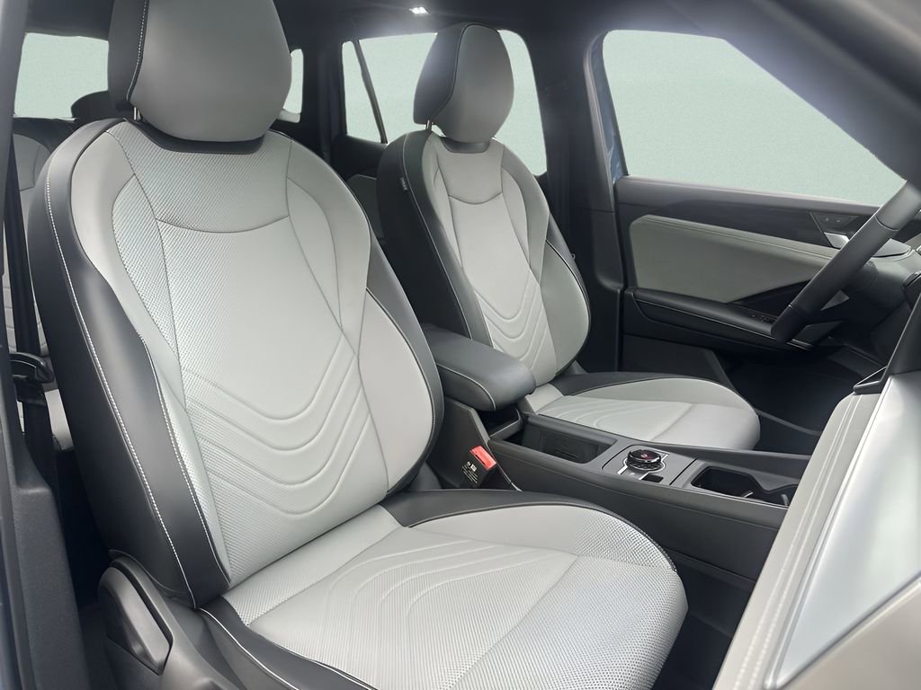 New 2026 Volkswagen Tiguan SE R-Line AWD/4WD image 26