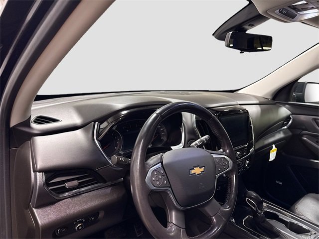 Used 2021 Chevrolet Traverse Premier image 11