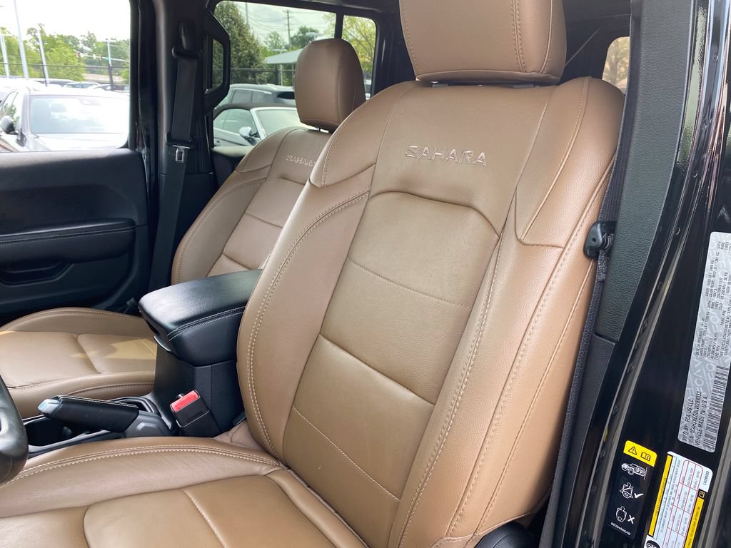 Used 2020 Jeep Wrangler Unlimited Sahara AWD/4WD image 15