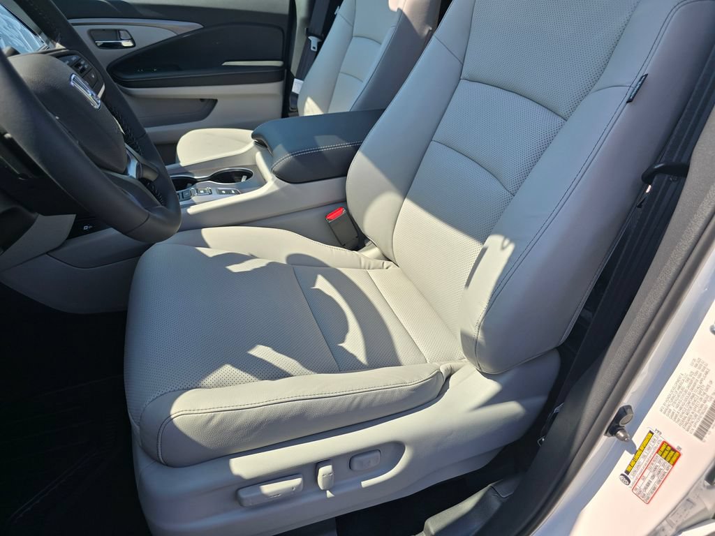 New 2026 Honda Ridgeline RTL image 18