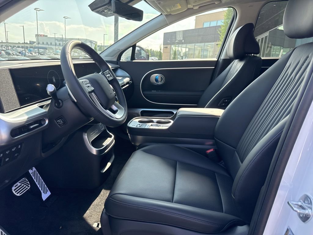 New 2026 Hyundai Ioniq 9 Calligraphy image 7