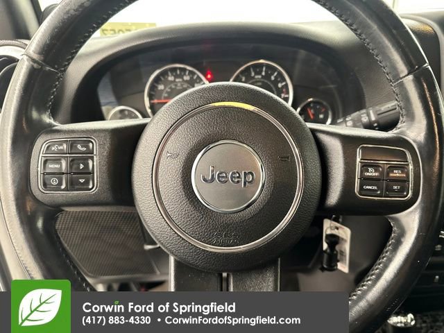 Used 2013 Jeep Wrangler Unlimited Sahara w/ Connectivity Group image 27