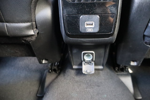 Used 2024 Jeep Compass Latitude AWD/4WD image 21