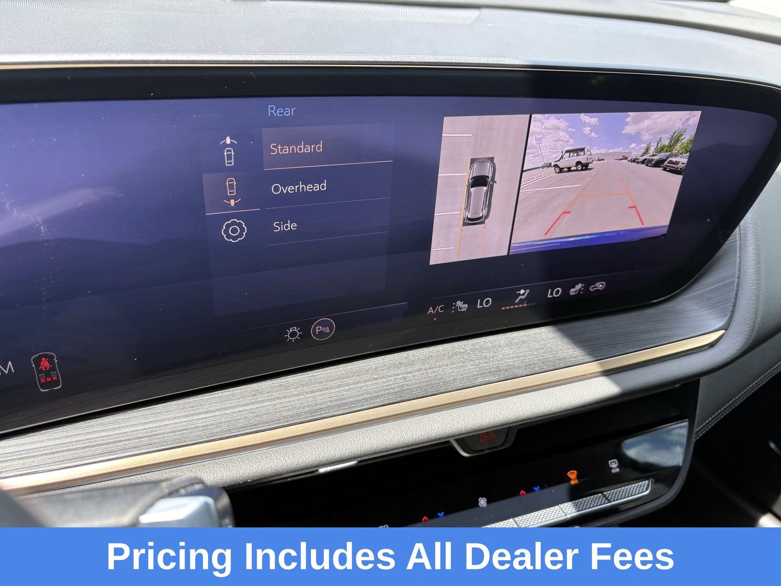 Used 2025 Buick Envision Avenir AWD/4WD image 25