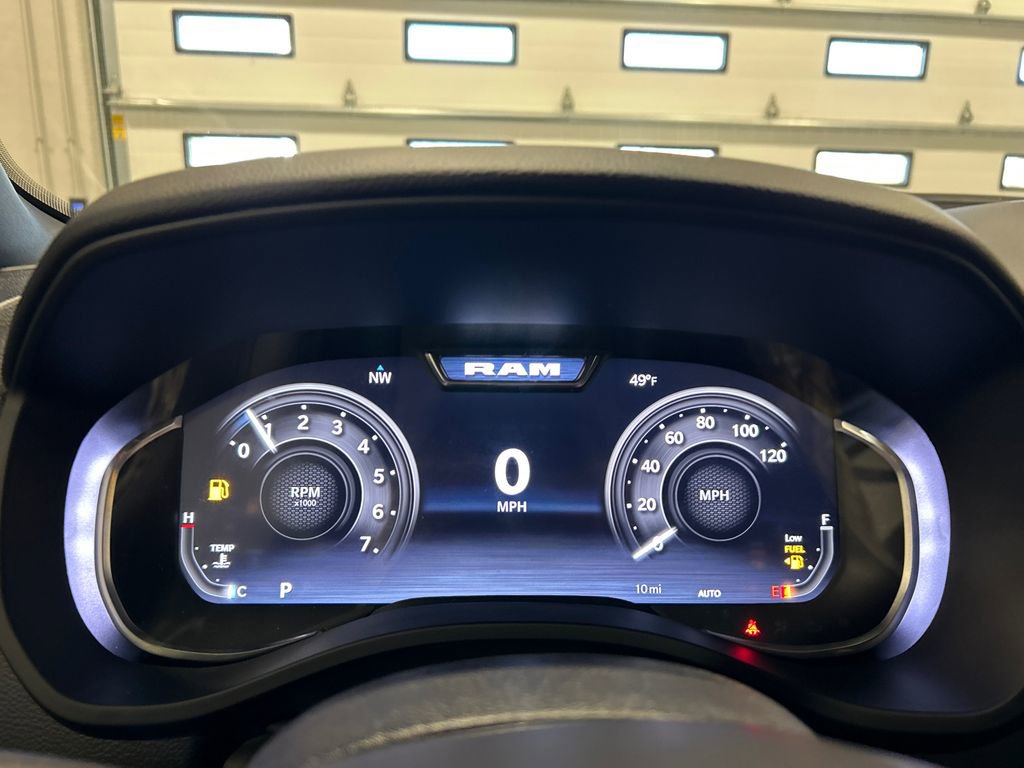 New 2026 RAM 1500 4x4 Crew Cab image 21