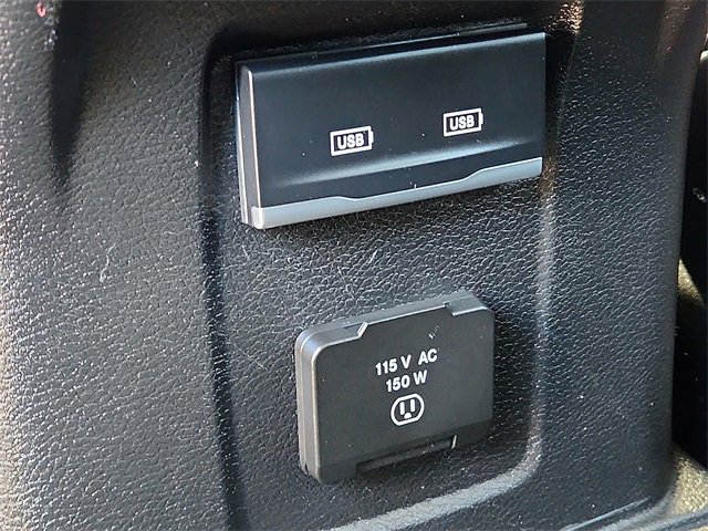 Used 2025 Jeep Wrangler Unlimited Rubicon image 11