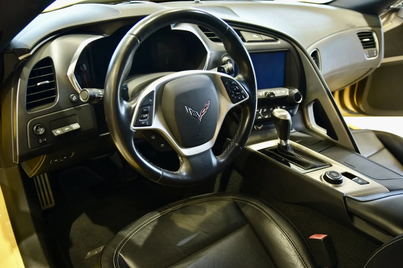 Used 2014 Chevrolet Corvette Stingray Coupe w/ 2LT Preferred Equipment Group RWD image 14