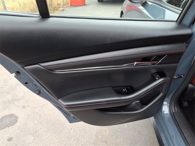 Used 2024 MAZDA MAZDA3 s image 8