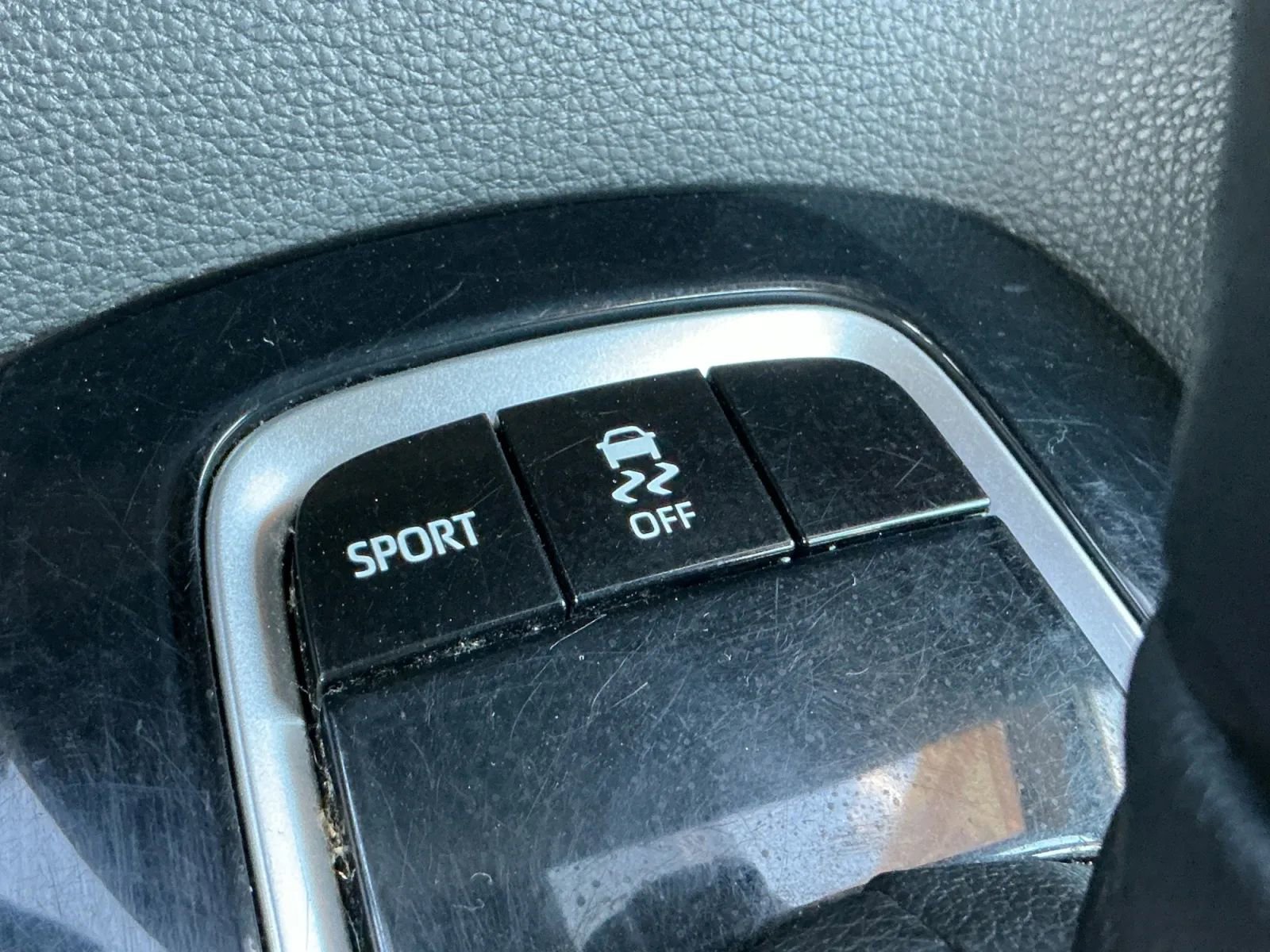 Used 2020 Toyota Corolla SE image 35