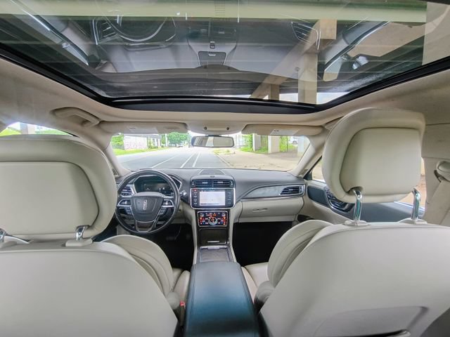 Used 2017 Lincoln Continental Select w/ Climate Package AWD/4WD image 41