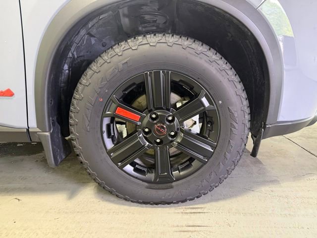Used 2026 Nissan Rogue SV AWD/4WD image 28