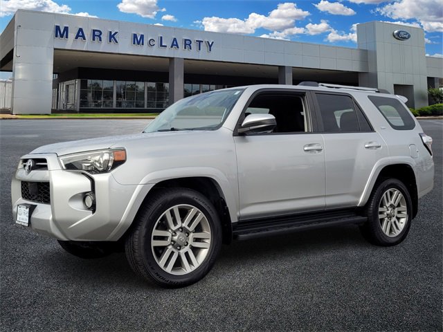 Used 2020 Toyota 4Runner SR5 image 7