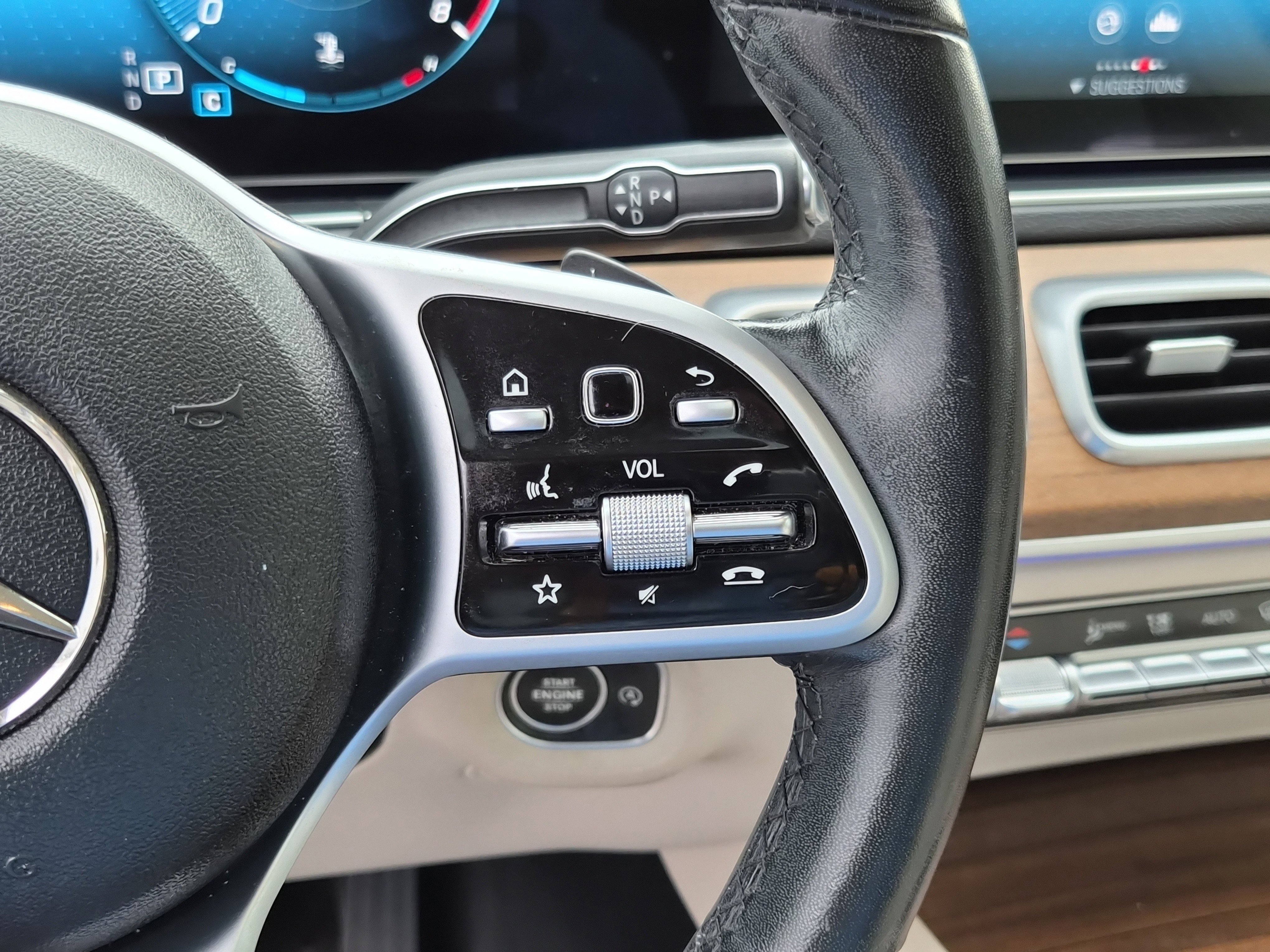 Used 2022 Mercedes-Benz GLE 350 w/ Premium Package image 25