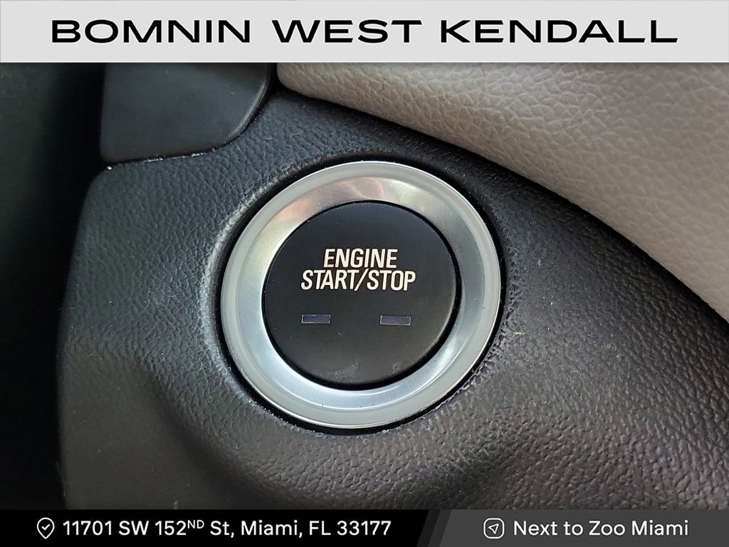 Used 2023 Chevrolet Equinox LS w/ Midnight Edition image 19