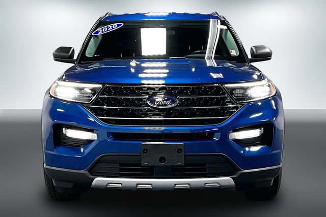Used 2020 Ford Explorer XLT w/ Equipment Group 202A RWD image 2