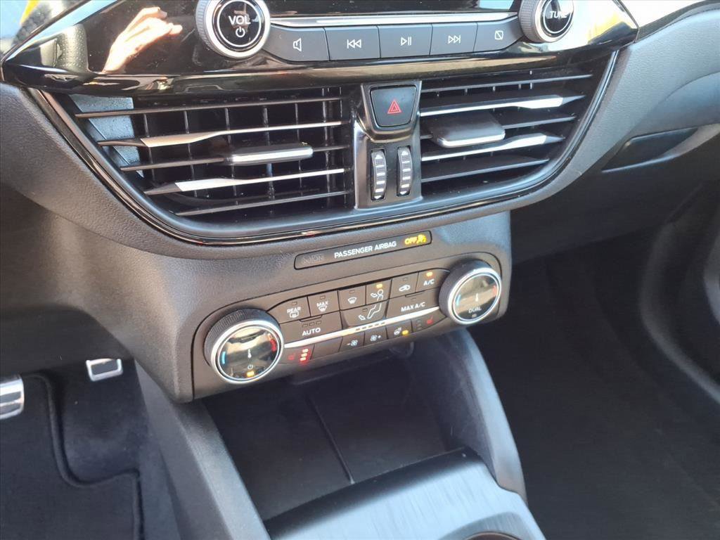 Used 2024 Ford Escape ST-Line image 21