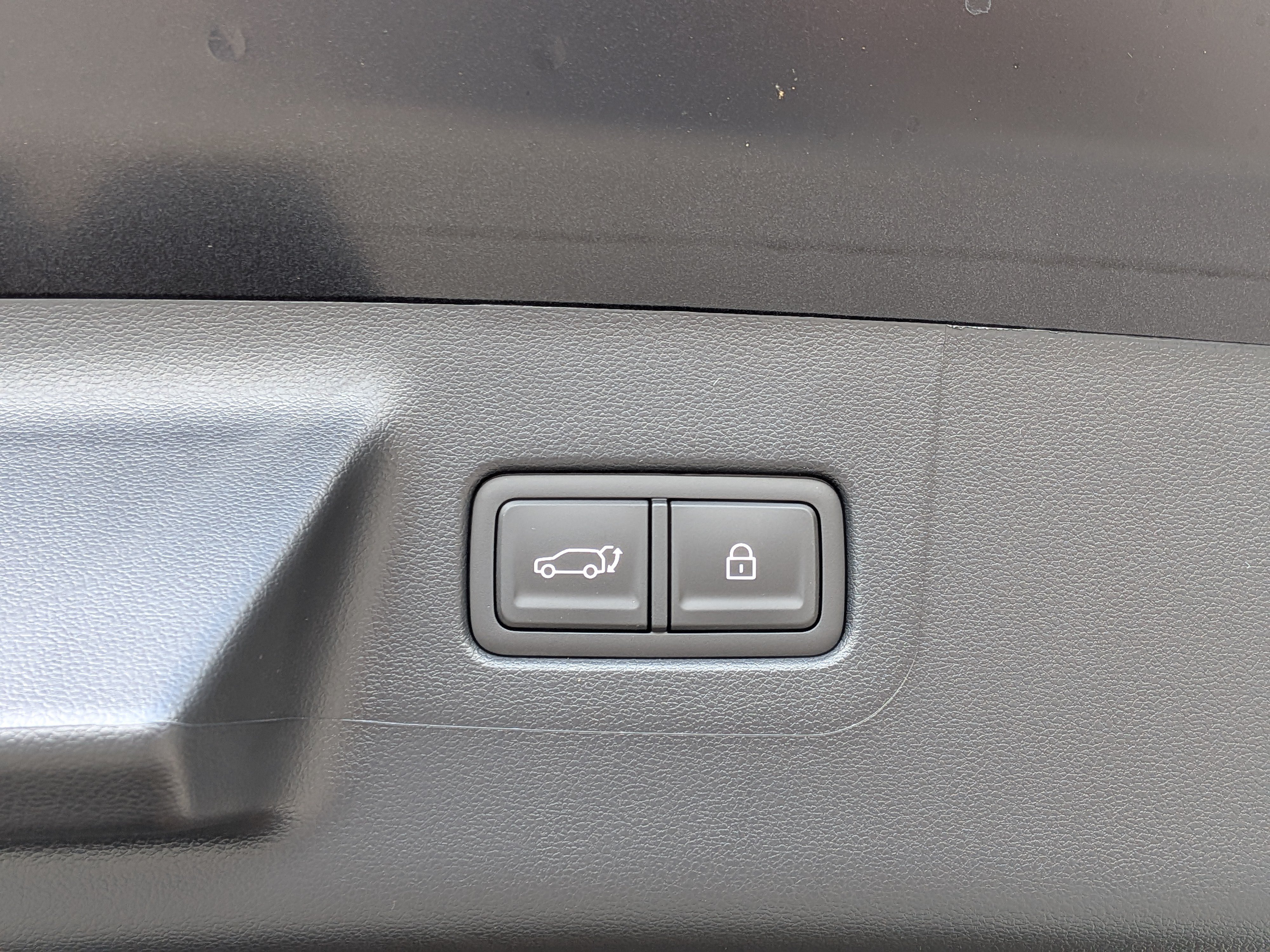New 2026 Hyundai Santa Fe Limited FWD image 14
