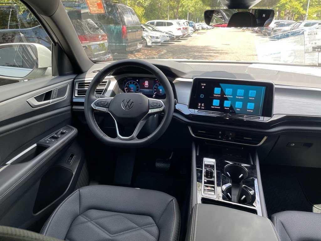 New 2026 Volkswagen Atlas Cross Sport SE image 5