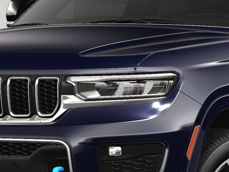 New 2024 Jeep Grand Cherokee Overland w/ Advanced Protech Group III AWD/4WD image 14