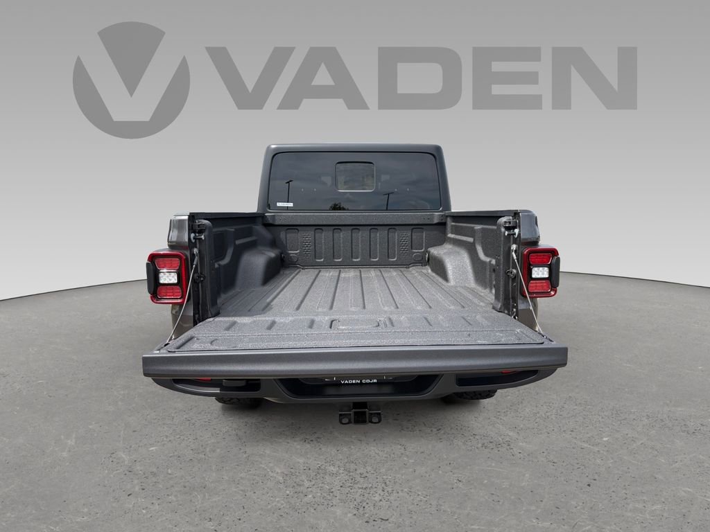 New 2026 Jeep Gladiator Sport AWD/4WD image 17