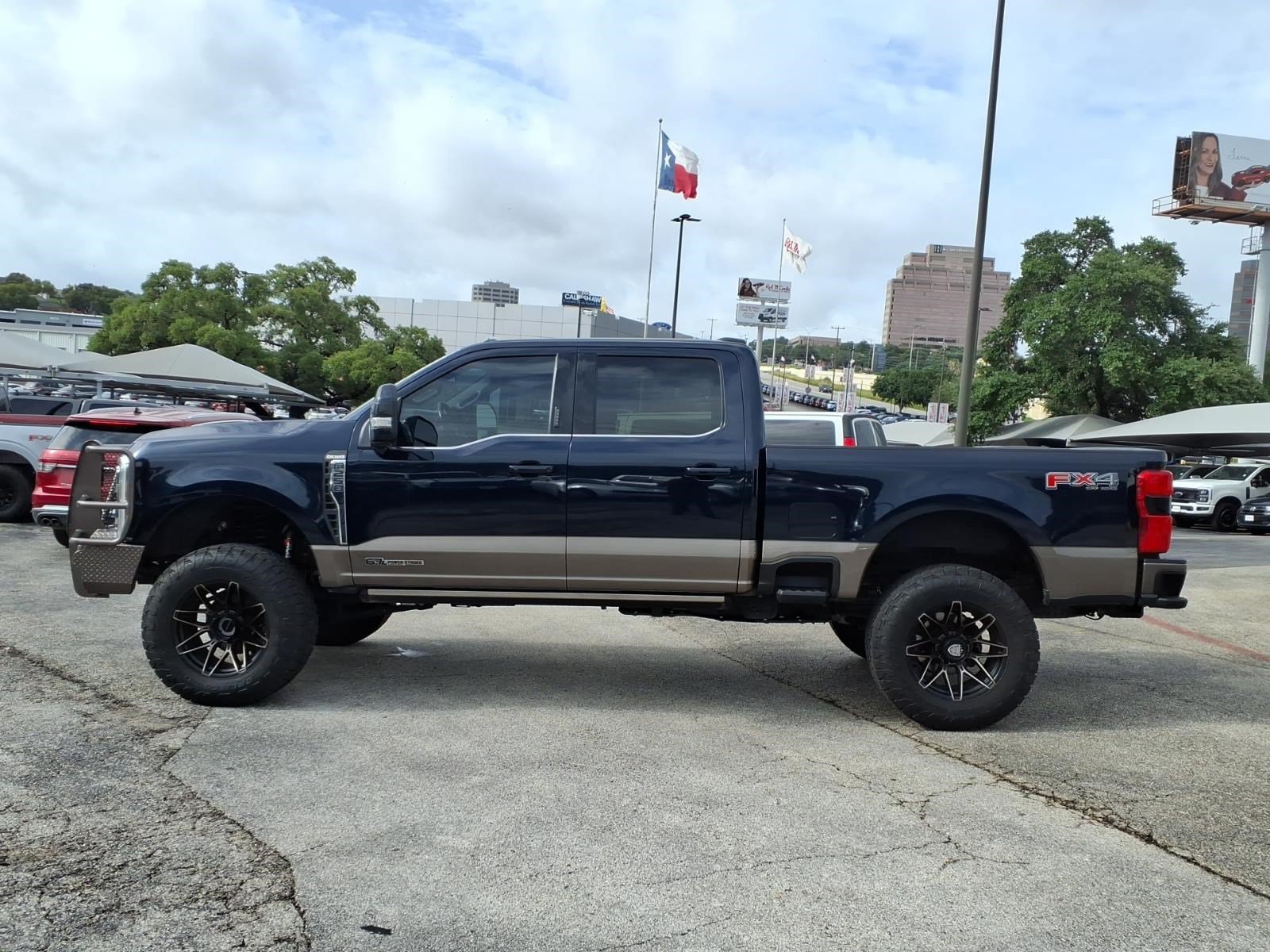 Used 2023 Ford F250 King Ranch AWD/4WD image 2