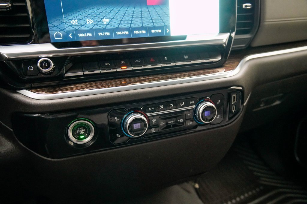 Used 2022 GMC Sierra 1500 SLE image 29