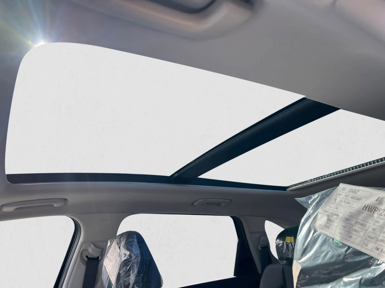 New 2026 Kia Sorento S w/ S Panoramic Sunroof Package FWD image 17