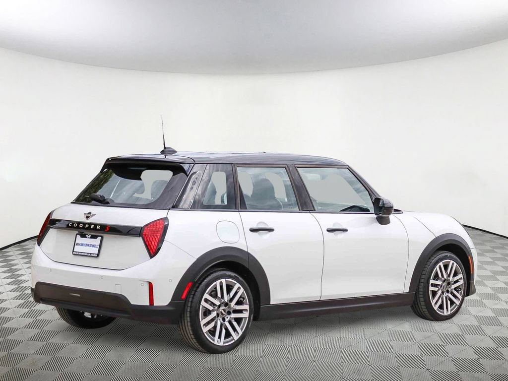 Used 2026 MINI Cooper S FWD image 5