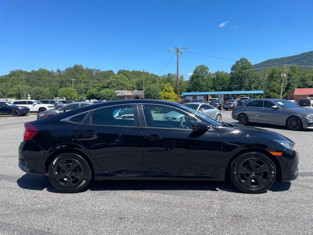 Used 2018 Honda Civic LX image 7