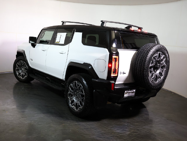 Used 2024 GMC Hummer EV 3X w/ LPO, Roof Cross Rail Package AWD/4WD image 2