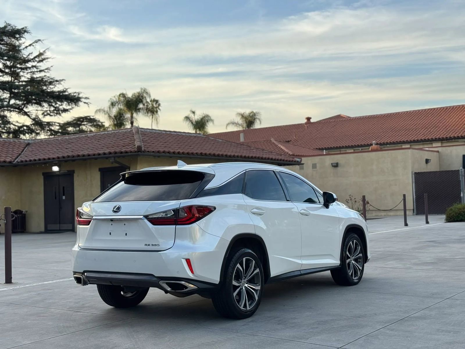 Used 2017 Lexus RX 350 FWD w/ Premium Package image 6
