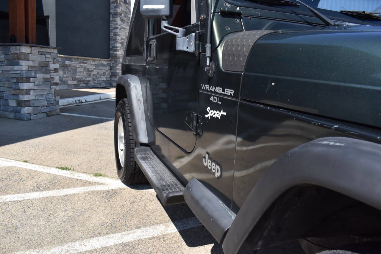 Used 1998 Jeep Wrangler Sport image 11