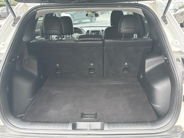 Used 2019 Jeep Cherokee Latitude Plus FWD image 19