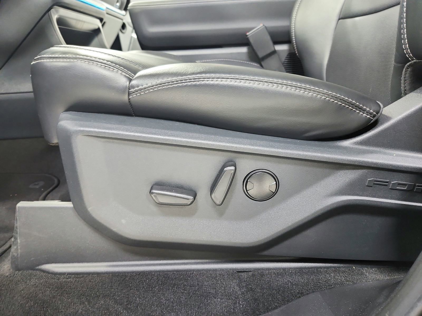 Used 2025 Ford Expedition Max Platinum image 20