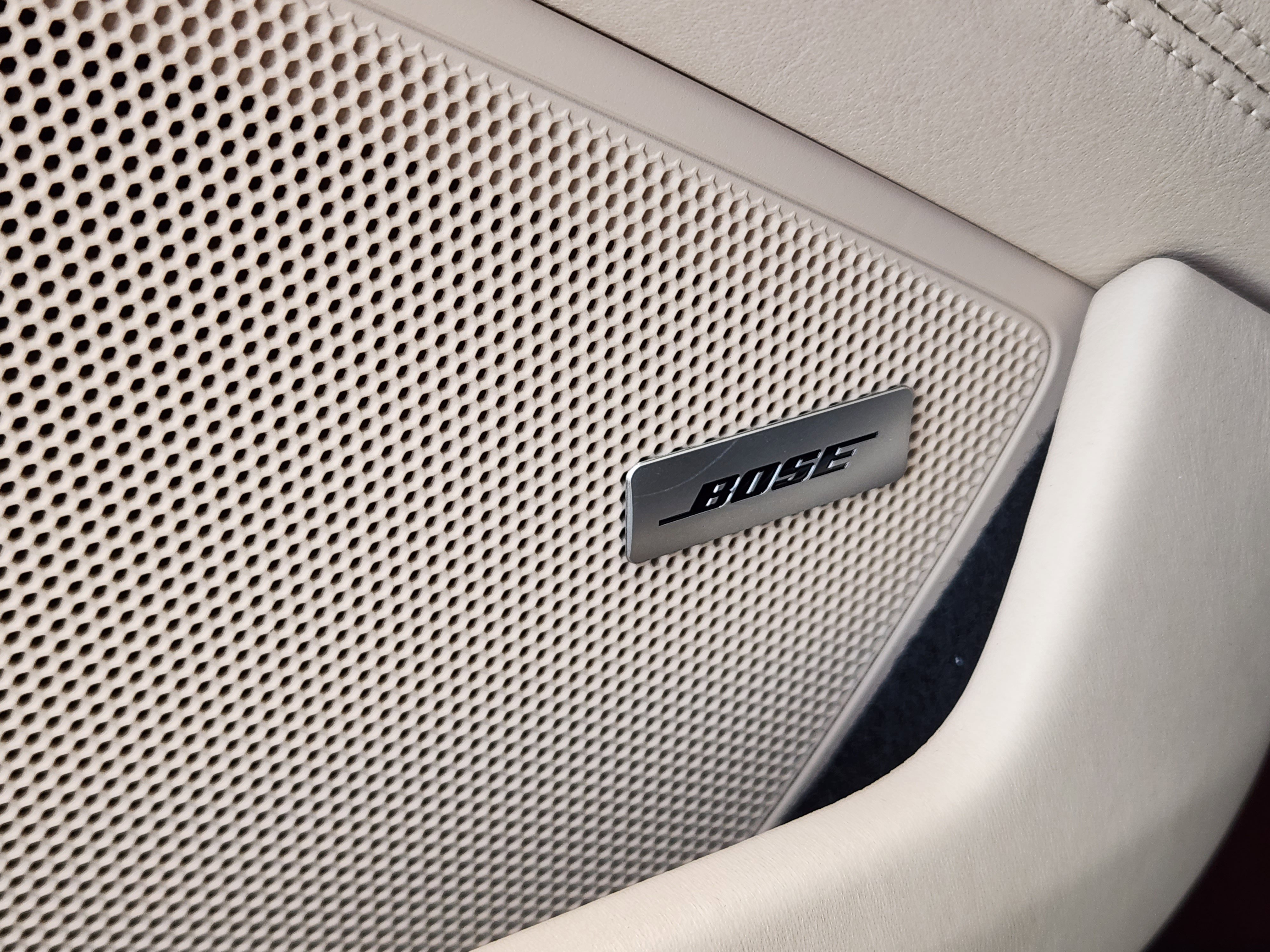 Used 2021 Porsche 911 Targa 4S Heritage Design image 32