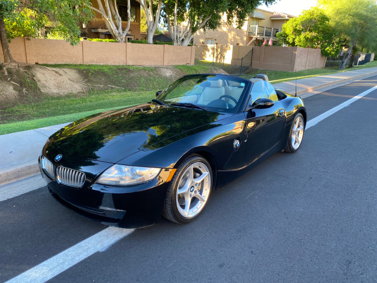Used 2006 BMW Z4 3.0si image 55