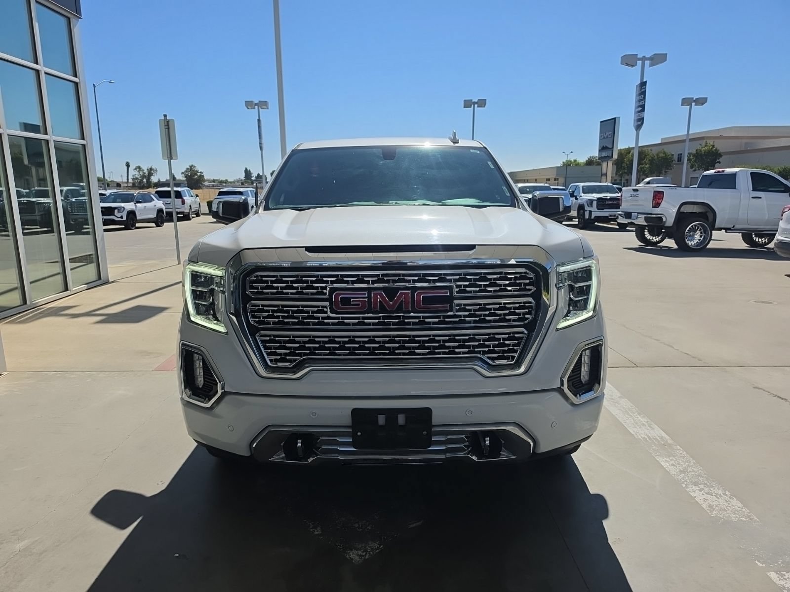 Used 2021 GMC Sierra 1500 Denali AWD/4WD image 2