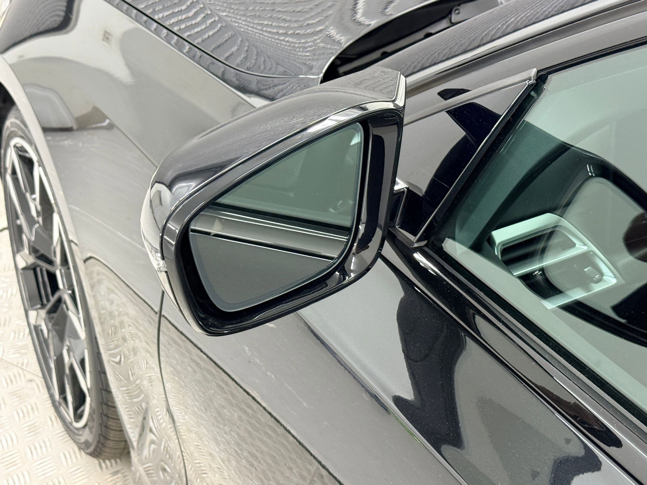 Certified 2025 BMW M340i RWD image 21