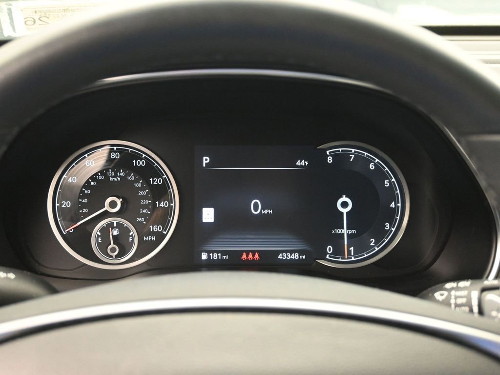 Used 2024 Genesis GV80 2.5T AWD/4WD image 13