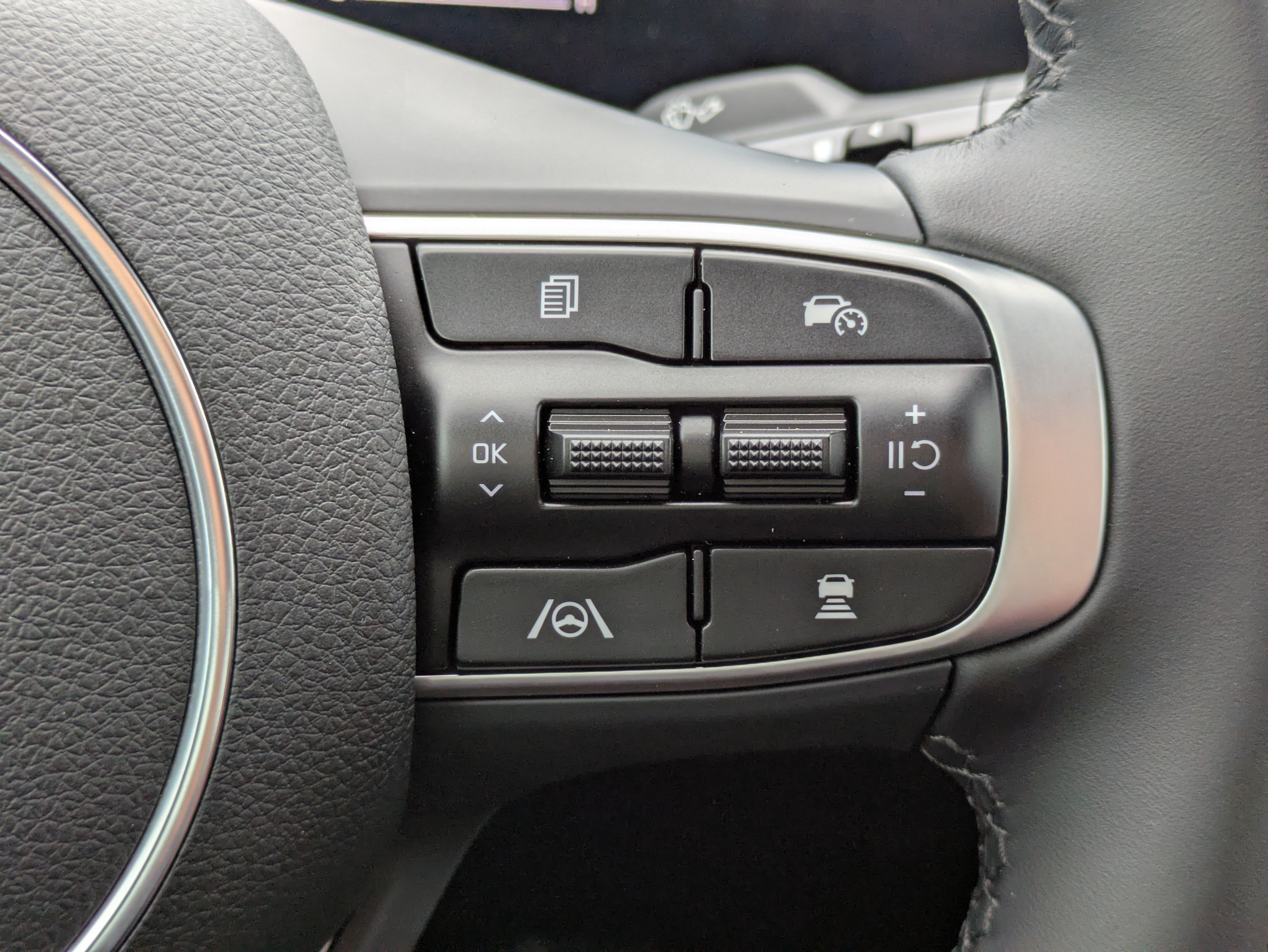New 2026 Kia K5 GT-Line w/ GT-Line Red Interior Package FWD image 24