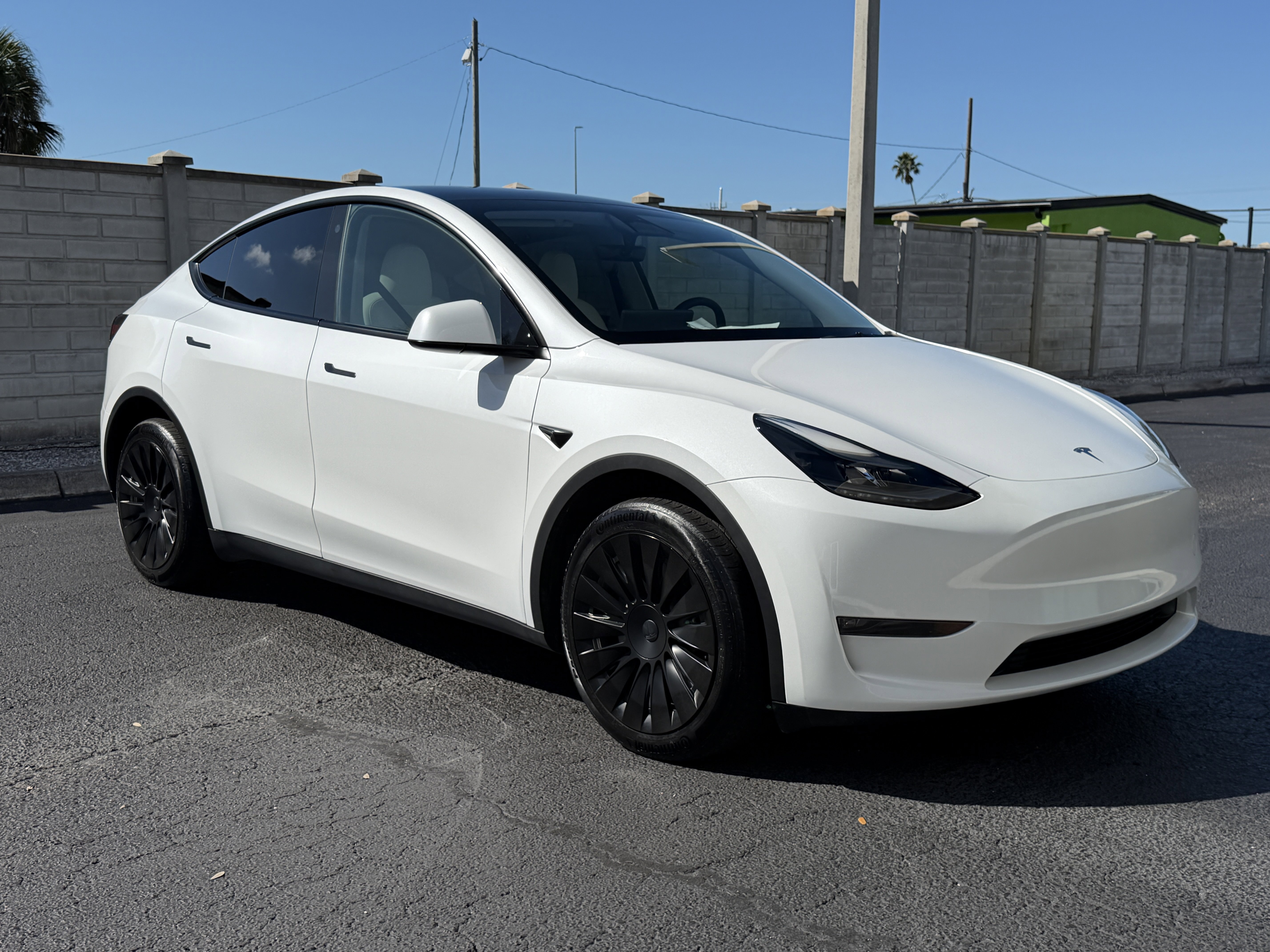 Used 2023 Tesla Model Y Long Range image 8