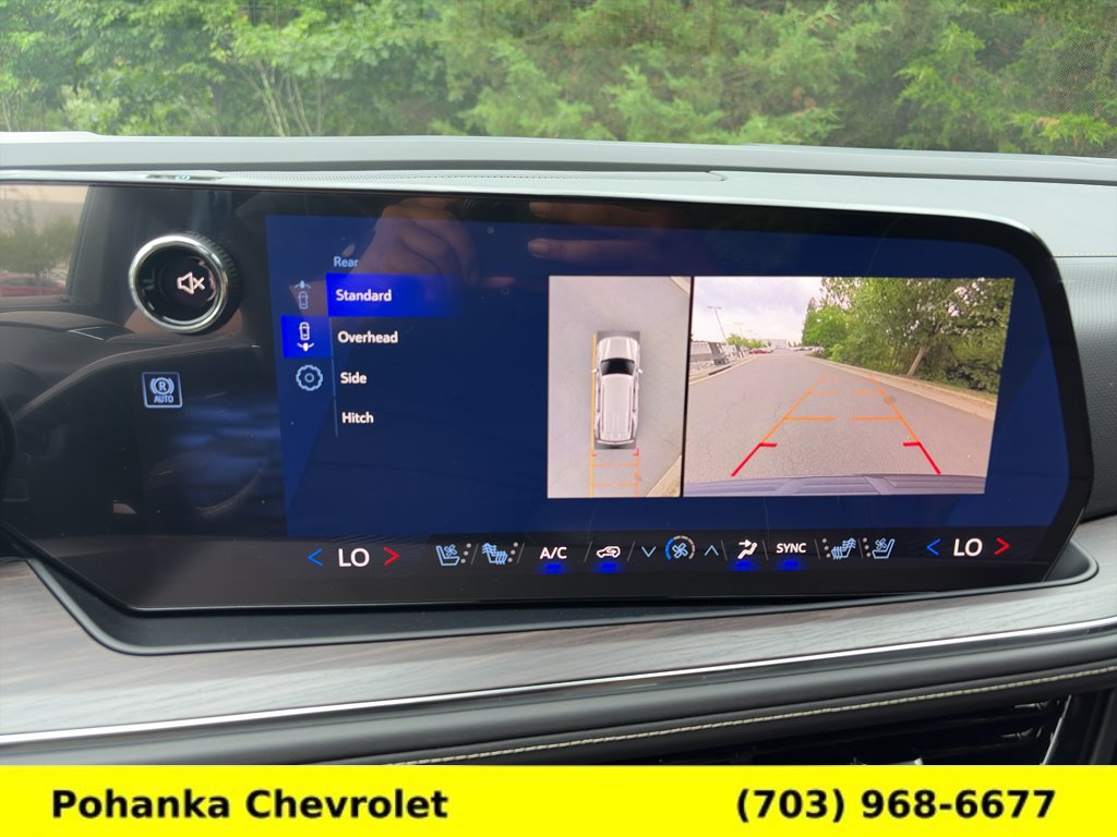 New 2026 Chevrolet Tahoe Premier w/ Sun And Tow Package AWD/4WD image 16