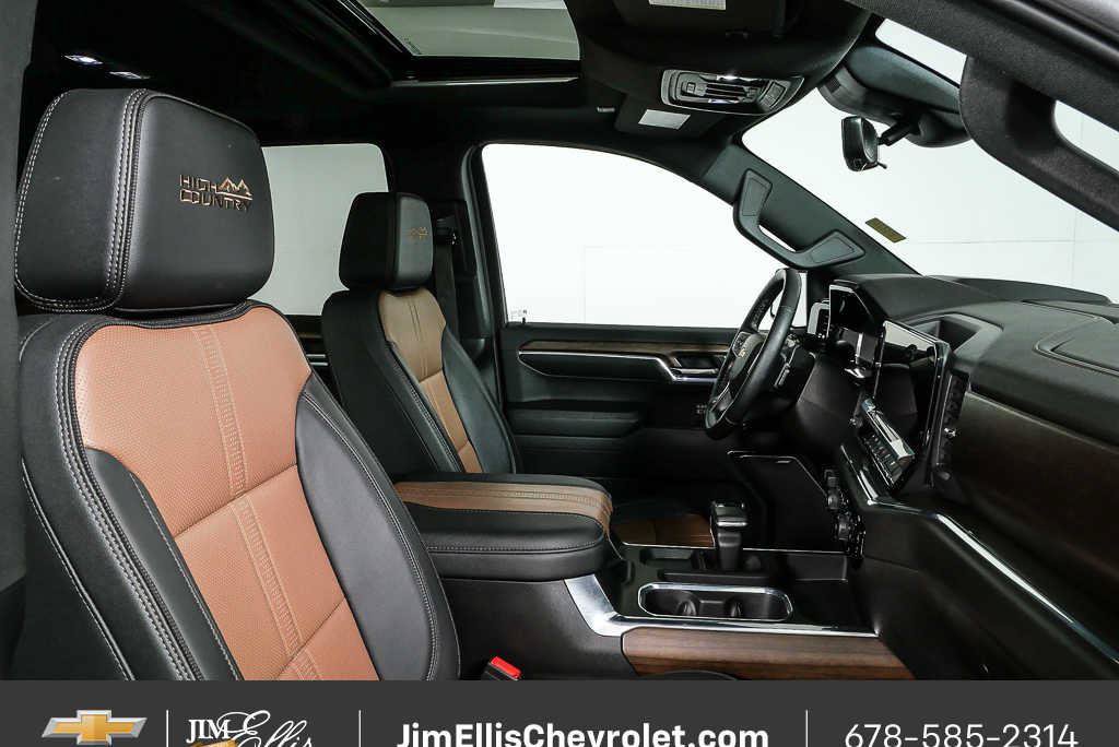 Certified 2024 Chevrolet Silverado 1500 High Country w/ Technology Package AWD/4WD image 23