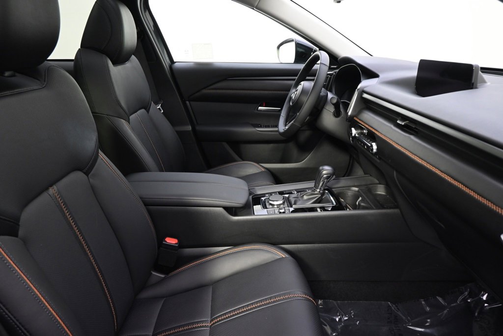 Used 2025 MAZDA CX-50 AWD 2.5 S w/ Weather Package image 16