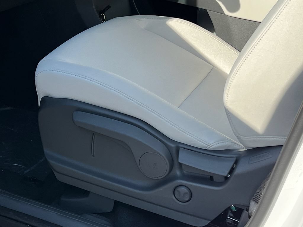 New 2026 Hyundai Santa Fe SE AWD/4WD image 6