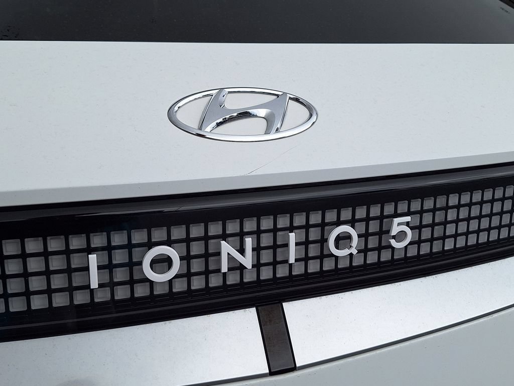 Certified 2024 Hyundai Ioniq 5 Limited AWD/4WD image 30