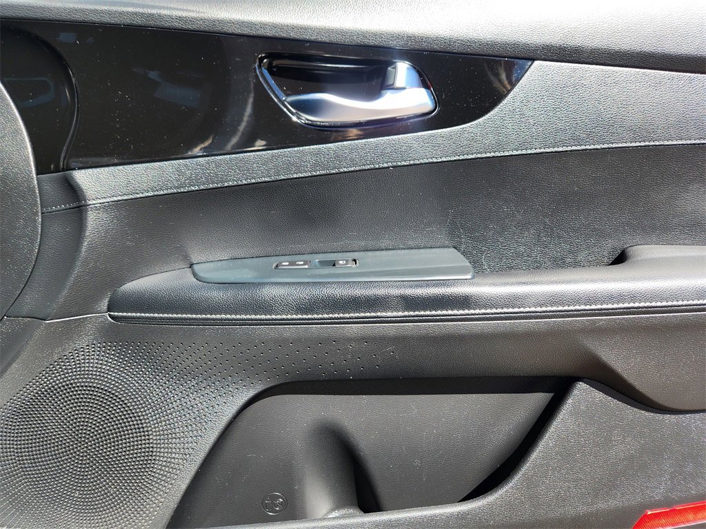 Used 2021 Kia Forte EX image 29