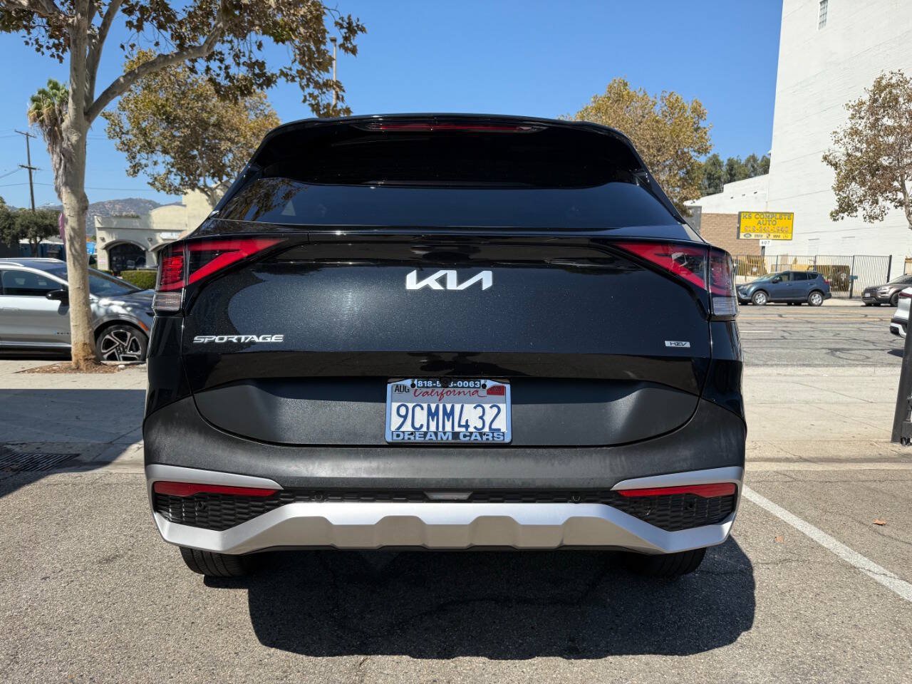 Used 2023 Kia Sportage LX AWD/4WD image 11