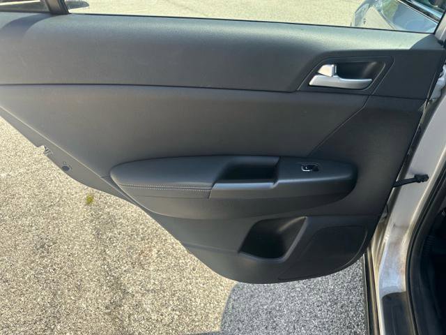 Used 2020 Kia Sportage S w/ S Sunroof Package AWD/4WD image 16